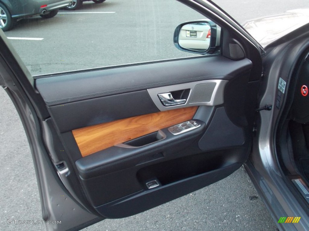 2010 Jaguar XF Sport Sedan Warm Charcoal Door Panel Photo #73420892