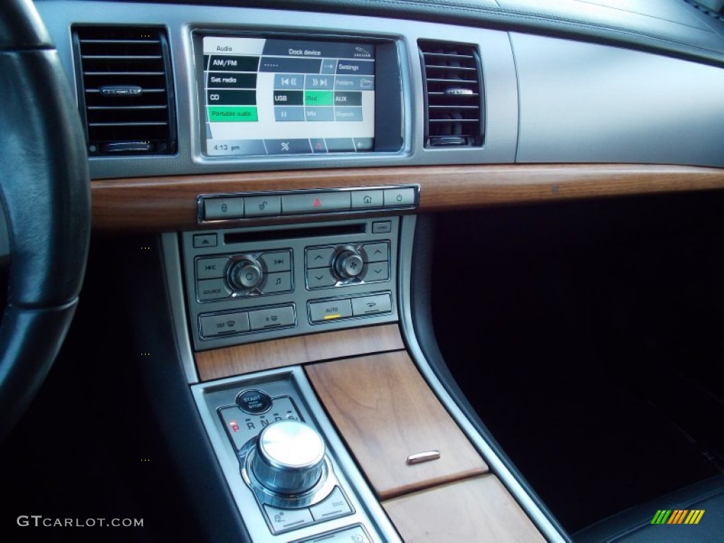 2010 Jaguar XF Sport Sedan Controls Photo #73420970