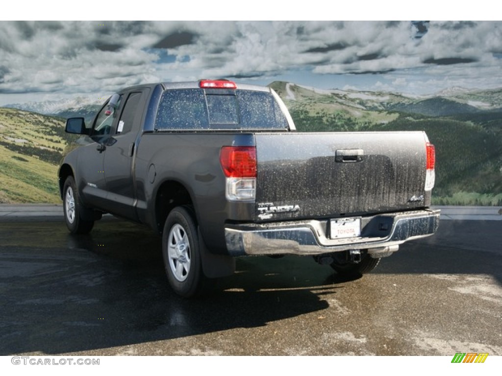 2013 Tundra Double Cab 4x4 - Magnetic Gray Metallic / Graphite photo #2