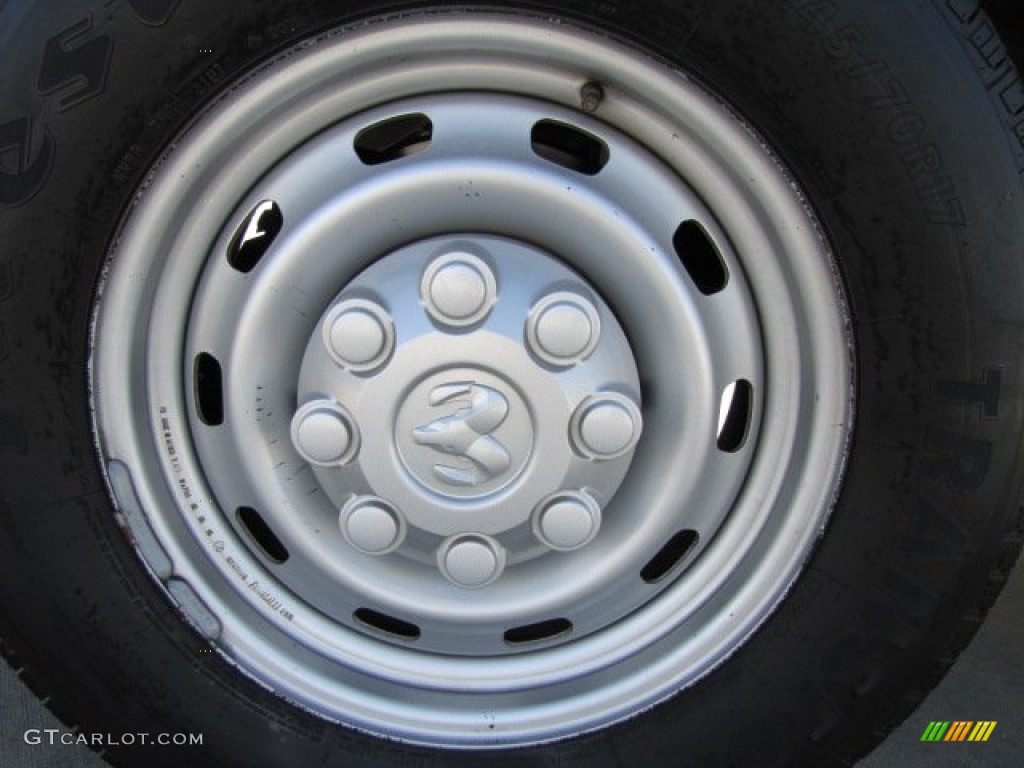 2005 Dodge Ram 2500 ST Regular Cab Wheel Photo #73424669