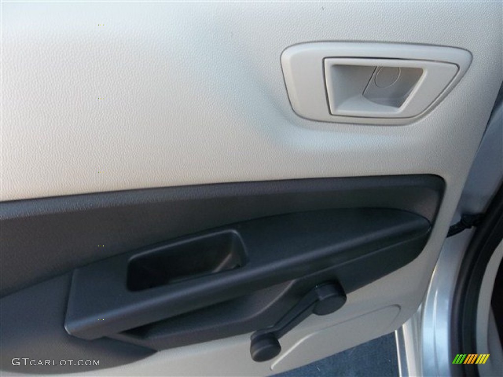 2013 Fiesta S Sedan - Ingot Silver / Charcoal Black/Light Stone photo #26