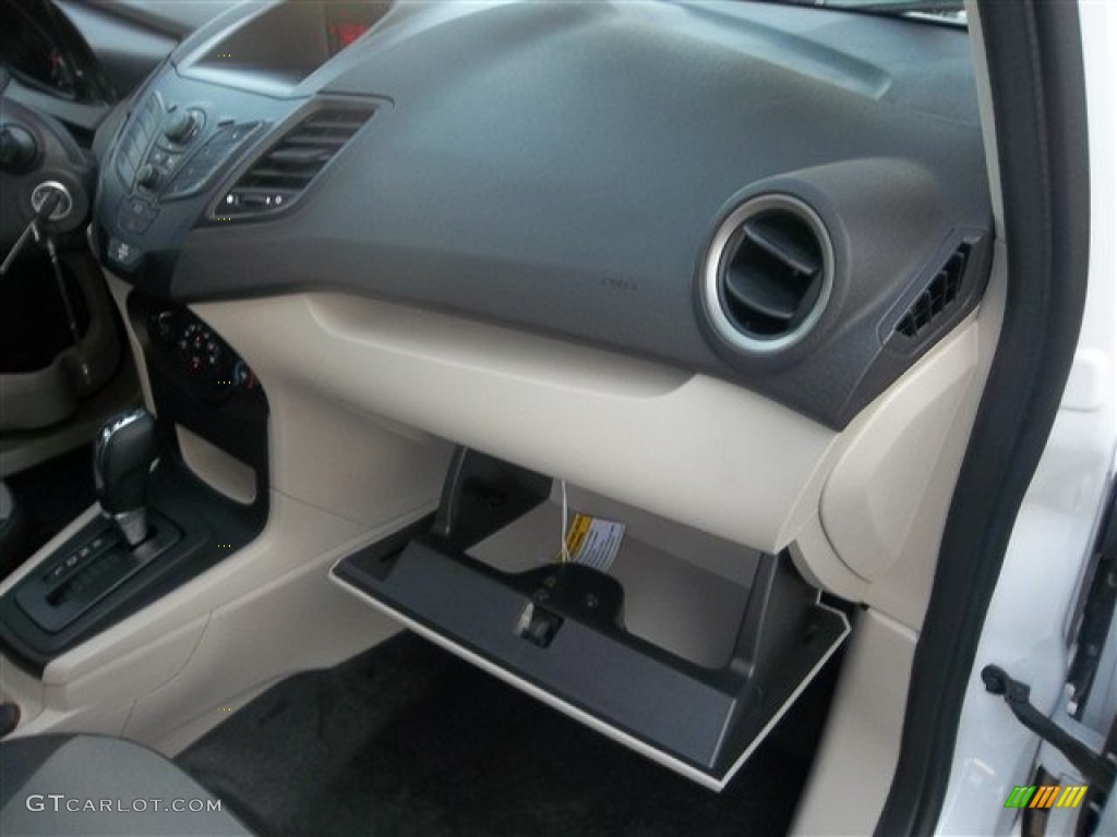 2013 Fiesta S Sedan - Oxford White / Charcoal Black/Light Stone photo #30