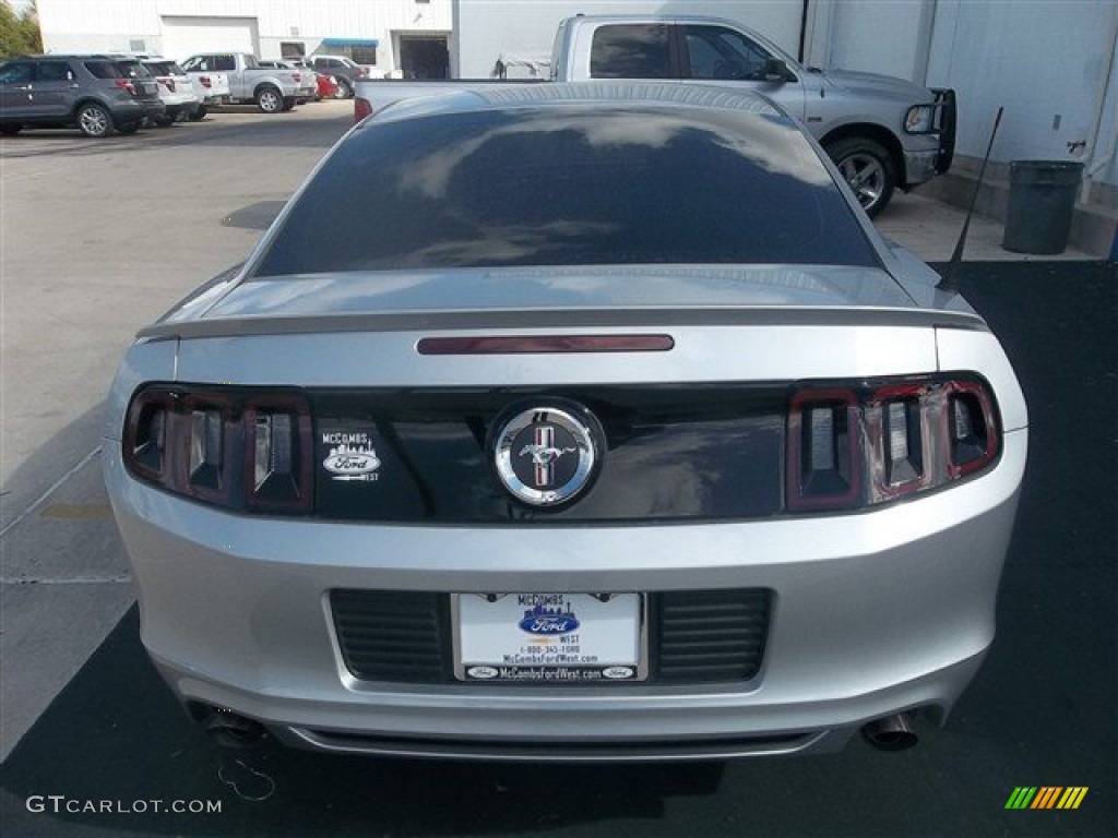 2013 Mustang V6 Coupe - Ingot Silver Metallic / Charcoal Black photo #4