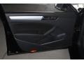 Black - Passat 2.5L SE Photo No. 10