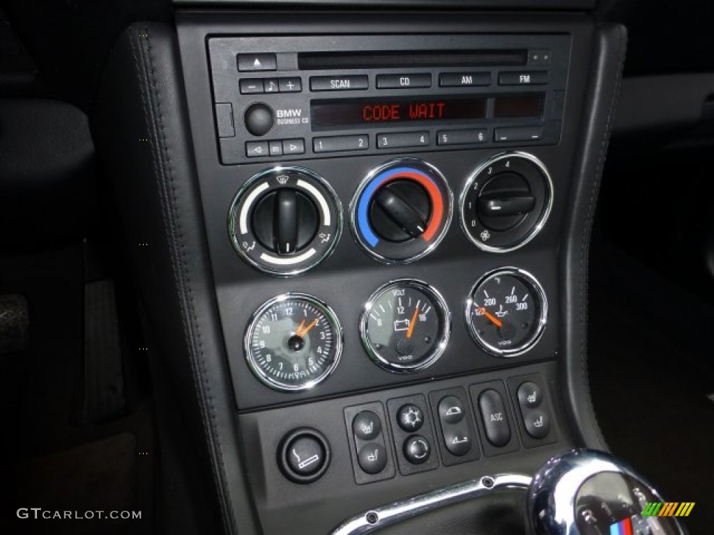 1999 BMW M Roadster Controls Photos