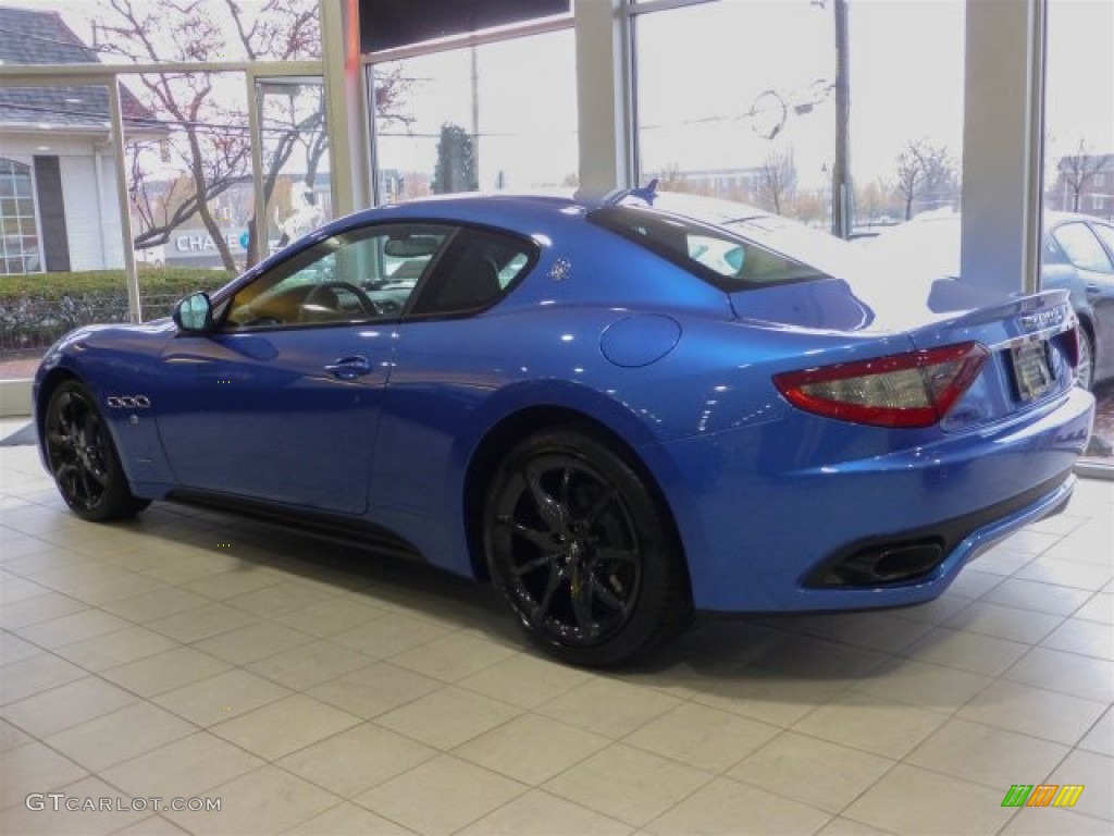 2013 GranTurismo Sport Coupe - Blu Sofisticato (Sport Blue Metallic) / Bianco Pregiato photo #2