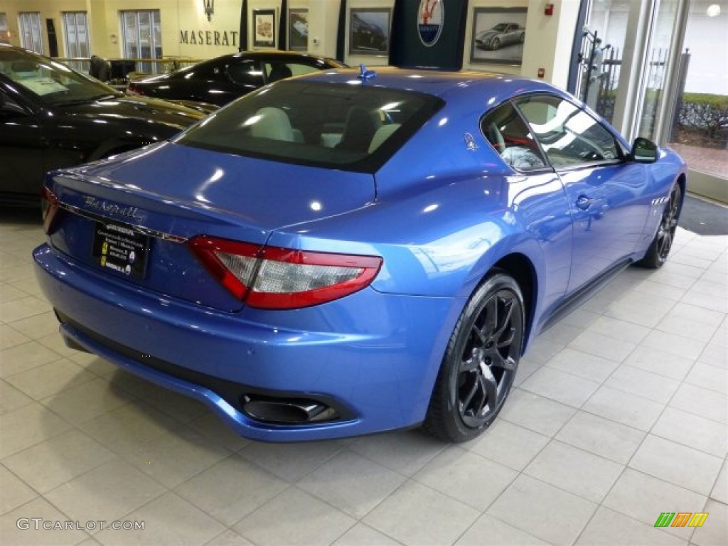 2013 GranTurismo Sport Coupe - Blu Sofisticato (Sport Blue Metallic) / Bianco Pregiato photo #6