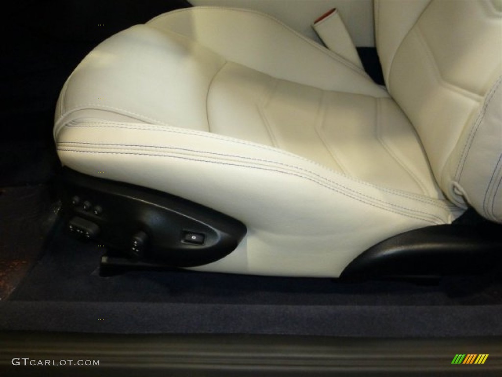 2013 Maserati GranTurismo Sport Coupe Controls Photo #73438337
