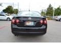 Black - Jetta SE Sedan Photo No. 4