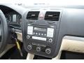 Black - Jetta SE Sedan Photo No. 16