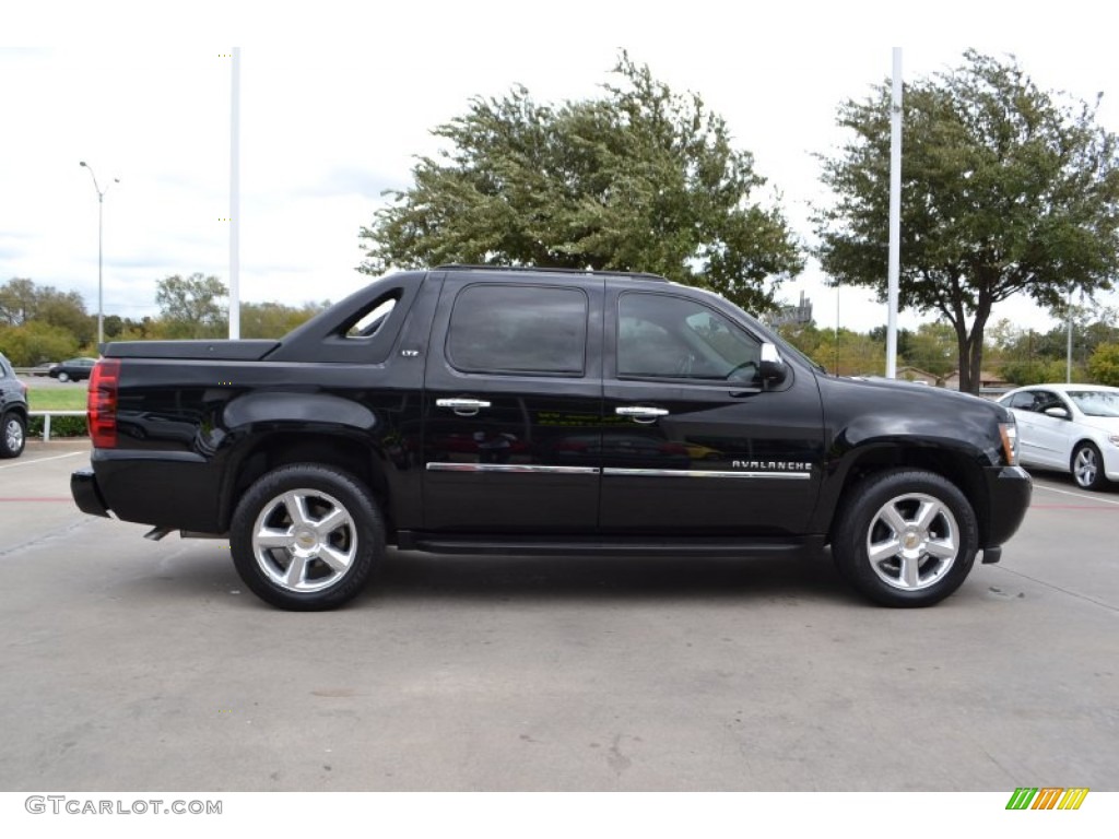 Black 2009 Chevrolet Avalanche LTZ 4x4 Exterior Photo #73439357