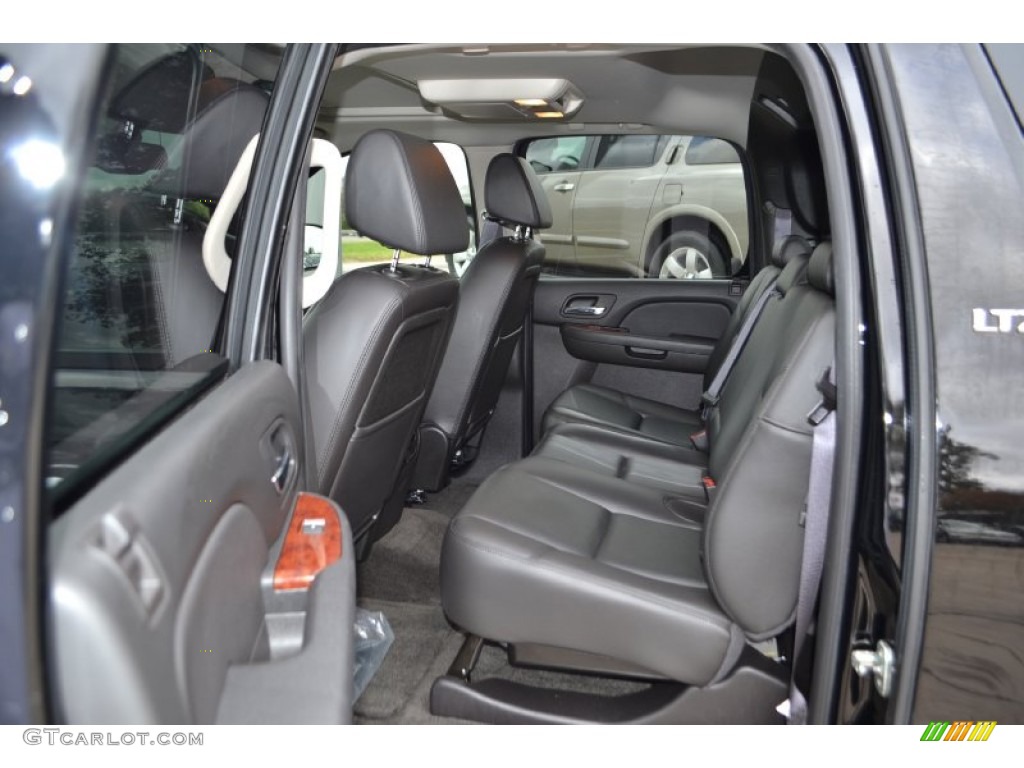 2009 Chevrolet Avalanche LTZ 4x4 Rear Seat Photo #73439395