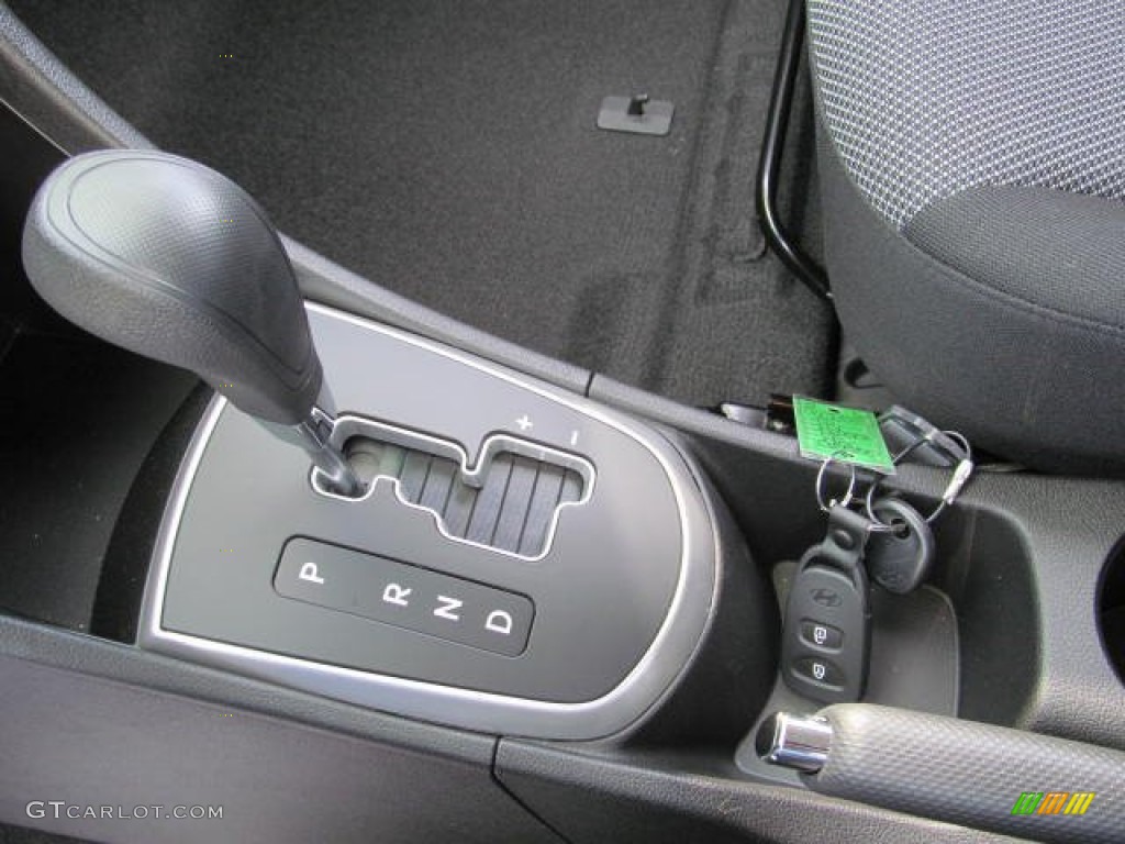 2013 Hyundai Accent GS 5 Door 6 Speed Shiftronic Automatic Transmission Photo #73442477
