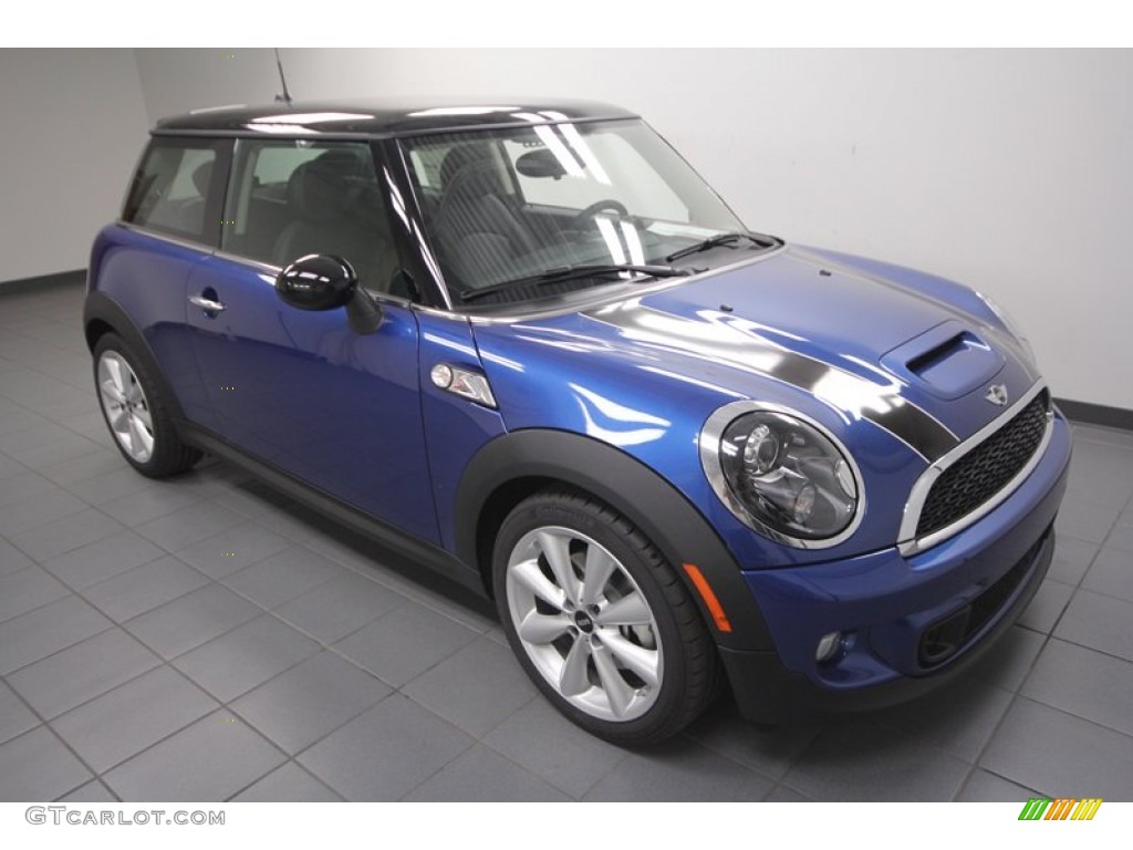 2013 Cooper S Hardtop - Lightning Blue Metallic / Carbon Black photo #6