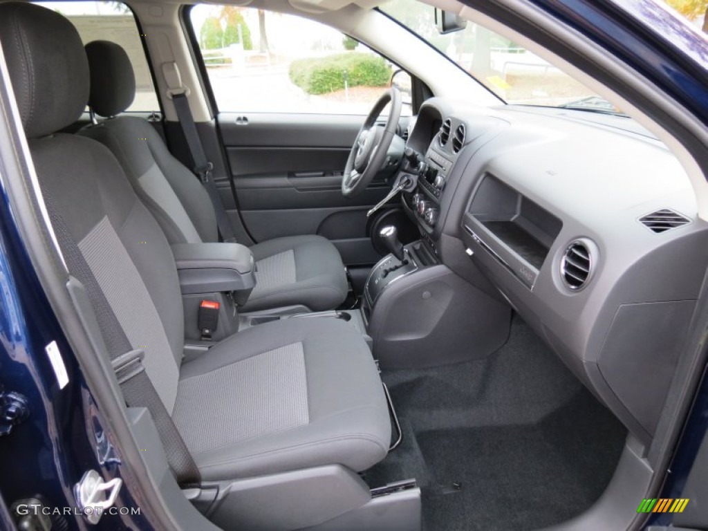 Dark Slate Gray Interior 2013 Jeep Compass Latitude Photo #73444463