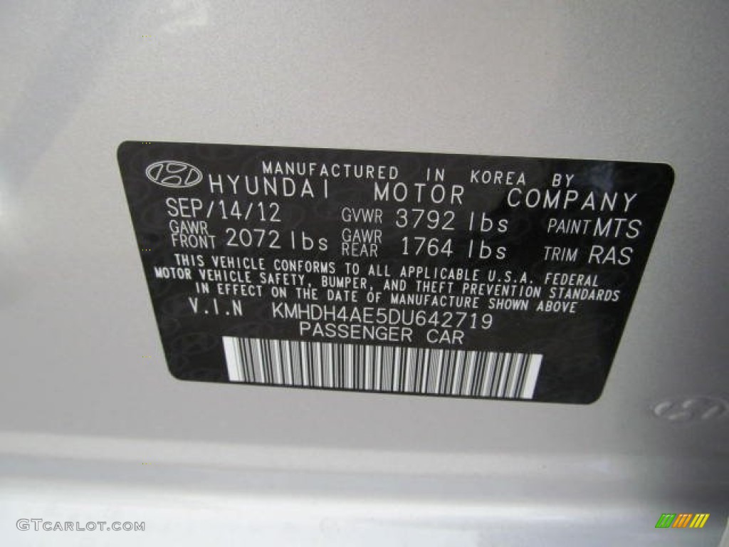2013 Elantra Limited - Silver / Gray photo #10