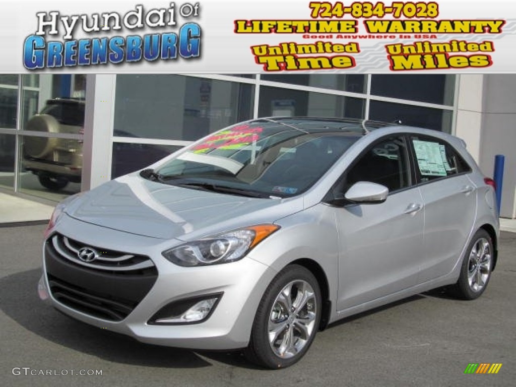 Silver Hyundai Elantra