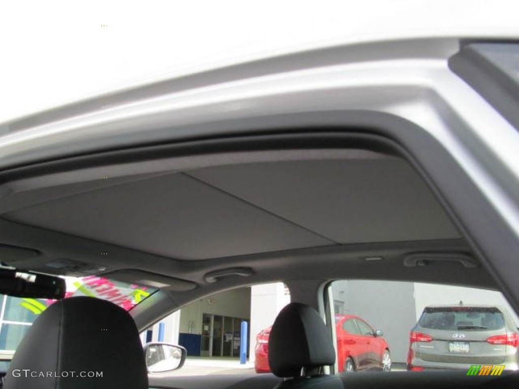 2013 Elantra GT - Silver / Black photo #5