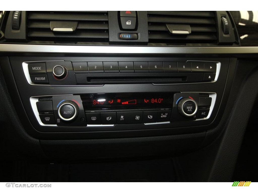 2013 3 Series 328i Sedan - Glacier Silver Metallic / Black photo #17