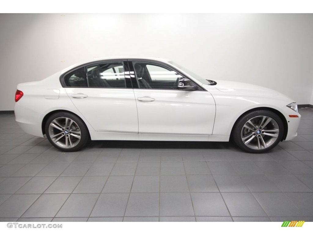 2013 3 Series 328i Sedan - Alpine White / Black photo #2