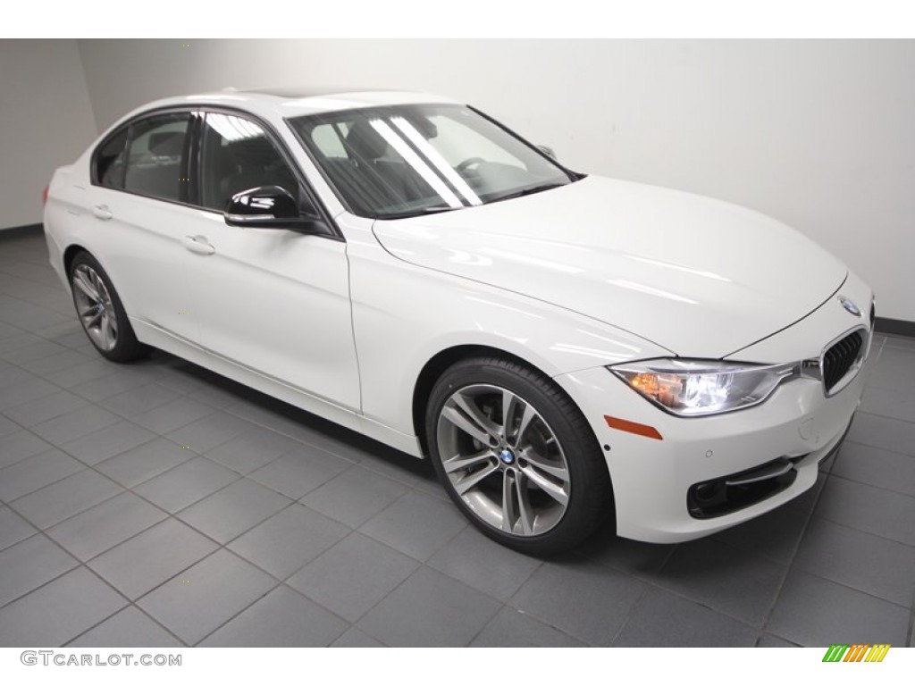 2013 3 Series 328i Sedan - Alpine White / Black photo #6