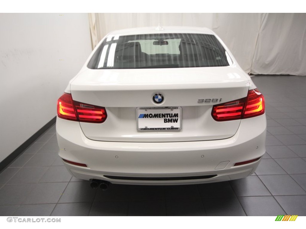 2013 3 Series 328i Sedan - Alpine White / Black photo #10