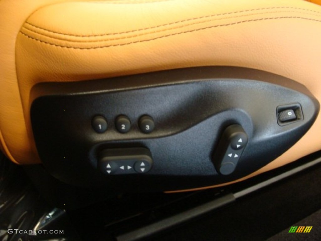 2013 Maserati GranTurismo Convertible GranCabrio Controls Photo #73447328