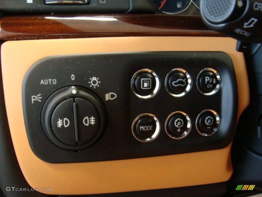 2013 Maserati GranTurismo Convertible GranCabrio Controls Photo #73447358