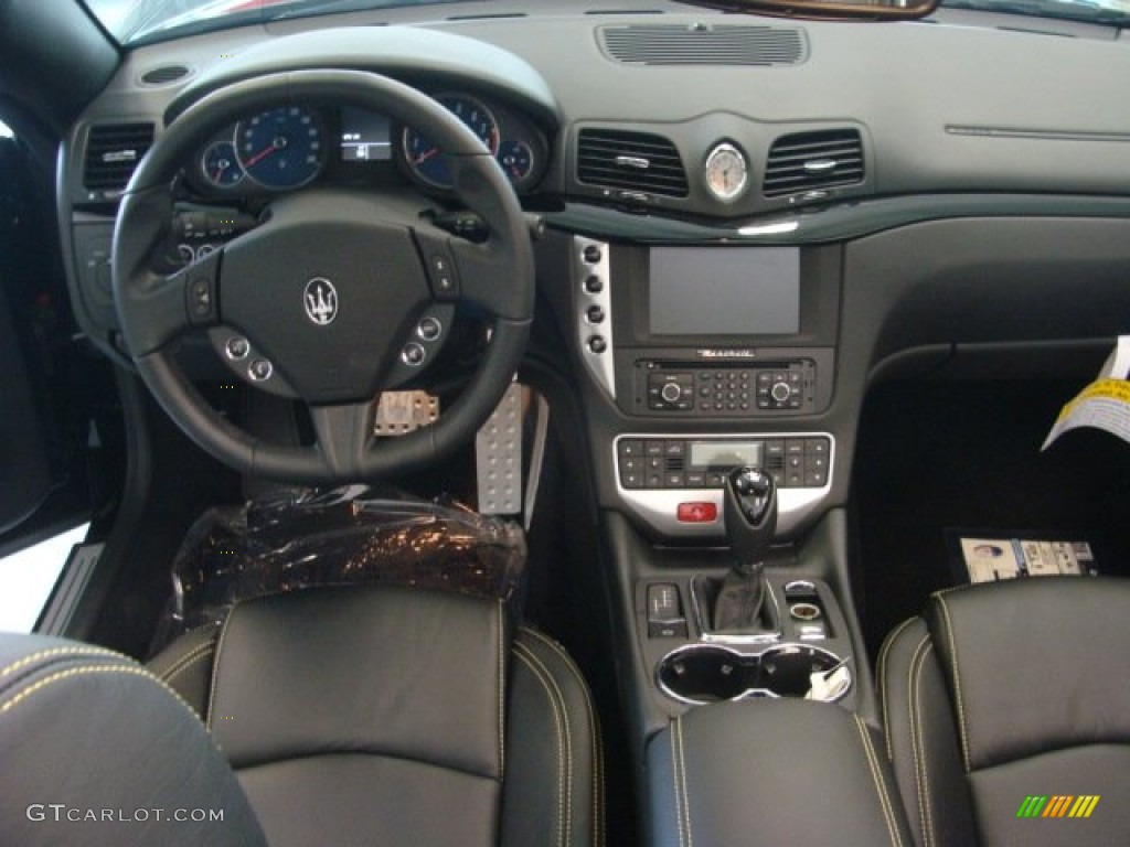2013 Maserati GranTurismo Convertible GranCabrio Sport Nero Dashboard Photo #73448248
