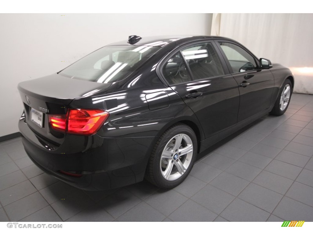 2013 3 Series 328i Sedan - Black Sapphire Metallic / Black photo #8