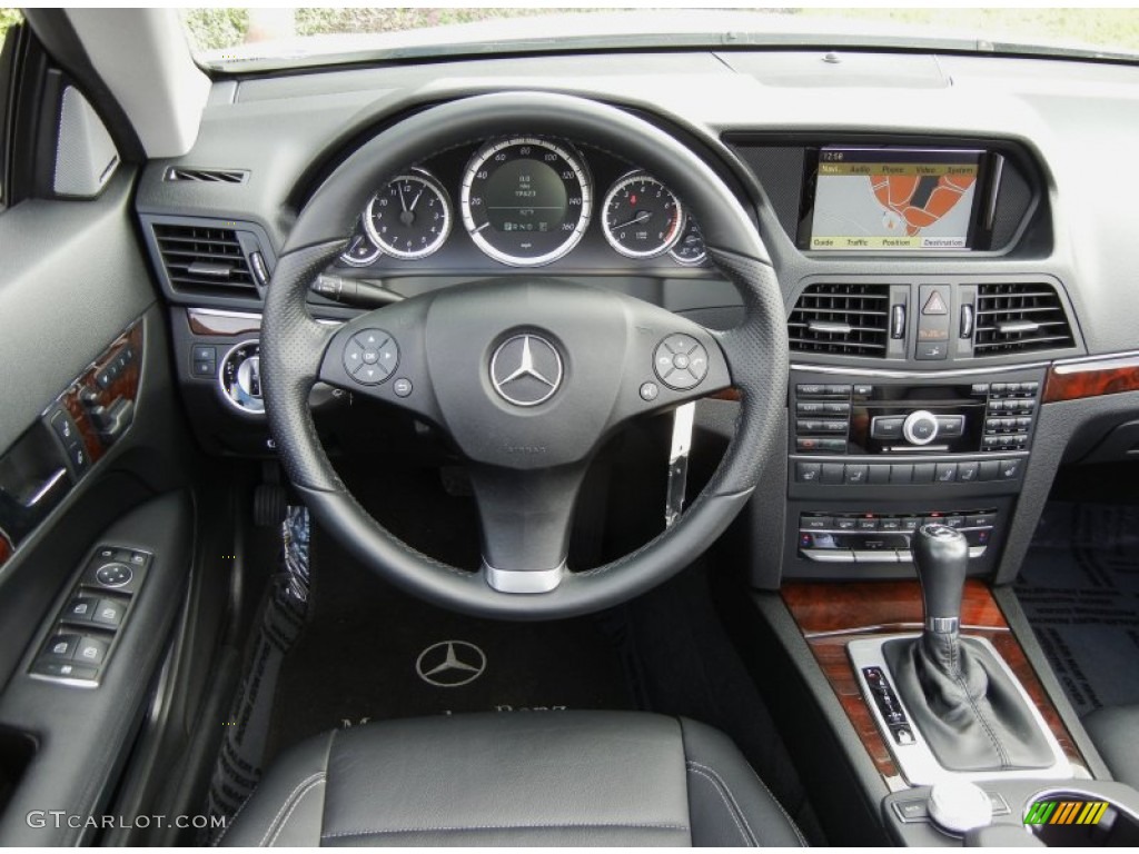 2011 E 350 Cabriolet - Arctic White / Black photo #24