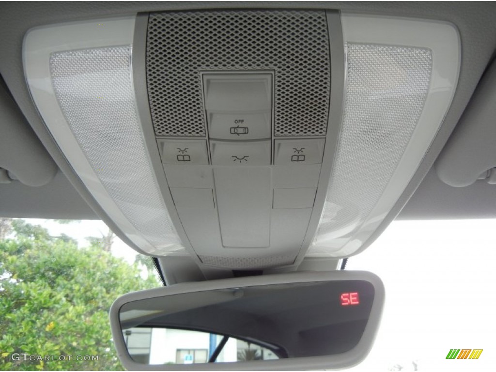 2011 E 350 Cabriolet - Arctic White / Black photo #28