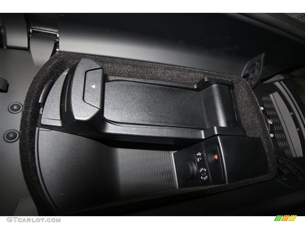 2013 7 Series 740i Sedan - Black Sapphire Metallic / Black photo #20
