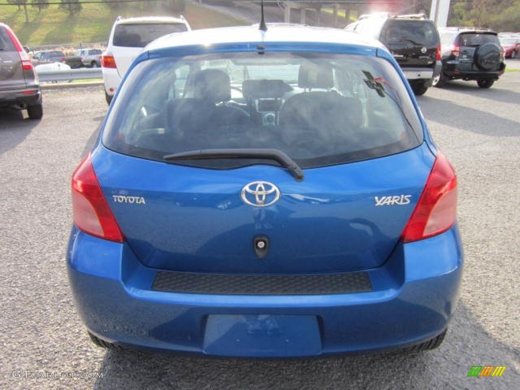 2007 Yaris 3 Door Liftback - Blazing Blue Metallic / Dark Charcoal photo #6