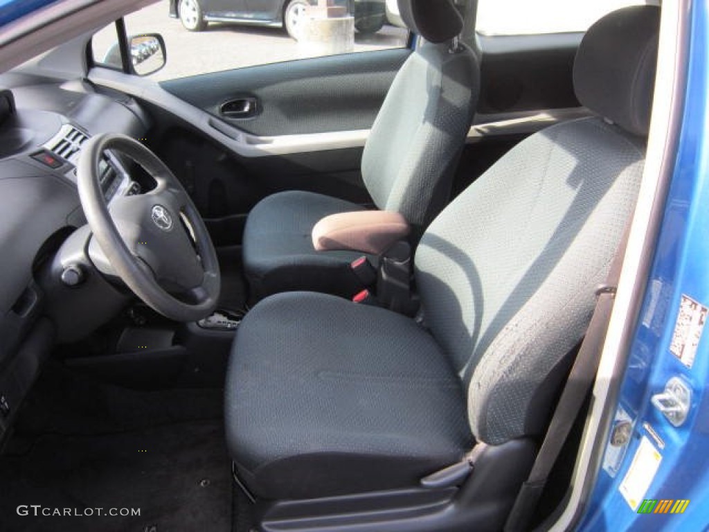 2007 Yaris 3 Door Liftback - Blazing Blue Metallic / Dark Charcoal photo #11