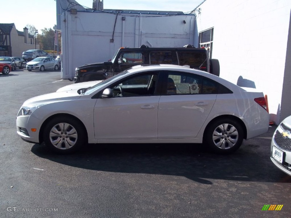2013 Cruze LS - Summit White / Jet Black/Medium Titanium photo #3