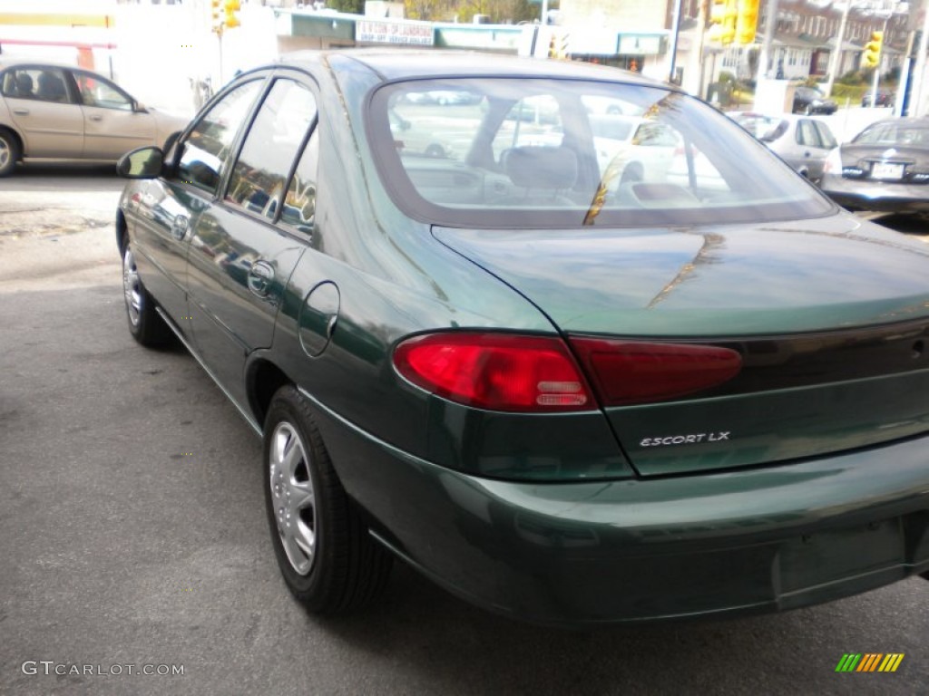 1999 Escort LX Sedan - Tropic Green Metallic / Medium Graphite photo #5