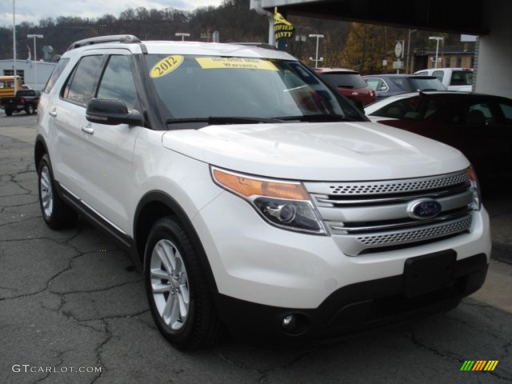 2012 Explorer XLT 4WD - White Platinum Tri-Coat / Charcoal Black photo #2