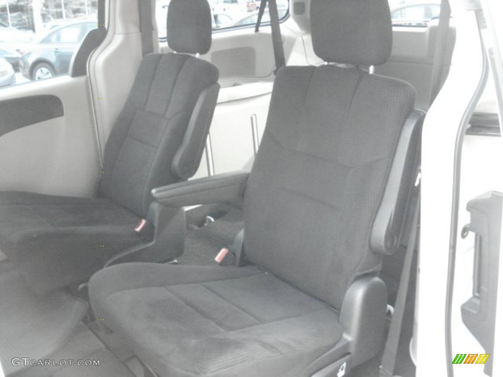 2012 Grand Caravan Crew - Stone White / Black/Light Graystone photo #13