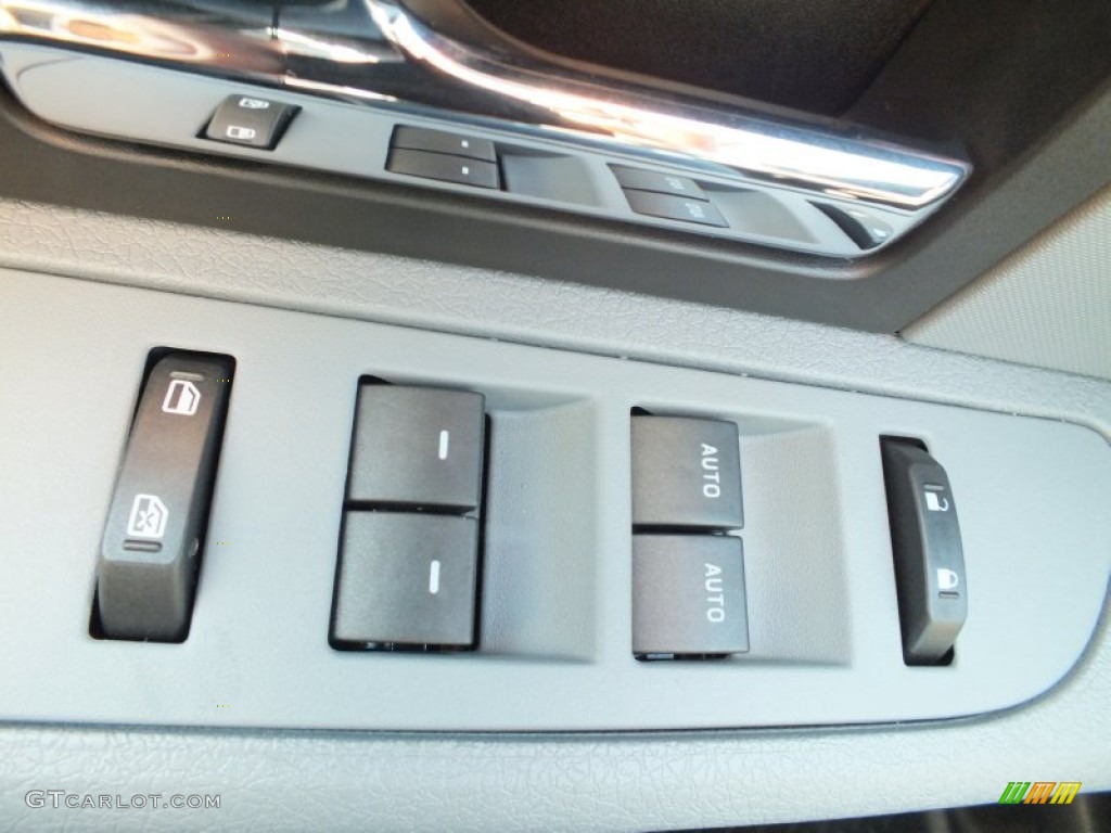 2013 Ford F150 STX SuperCab Controls Photo #73459556