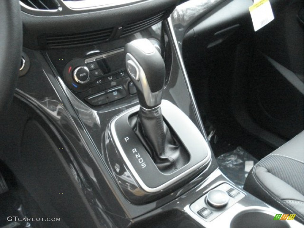 2013 Escape Titanium 2.0L EcoBoost 4WD - White Platinum Metallic Tri-Coat / Charcoal Black photo #16