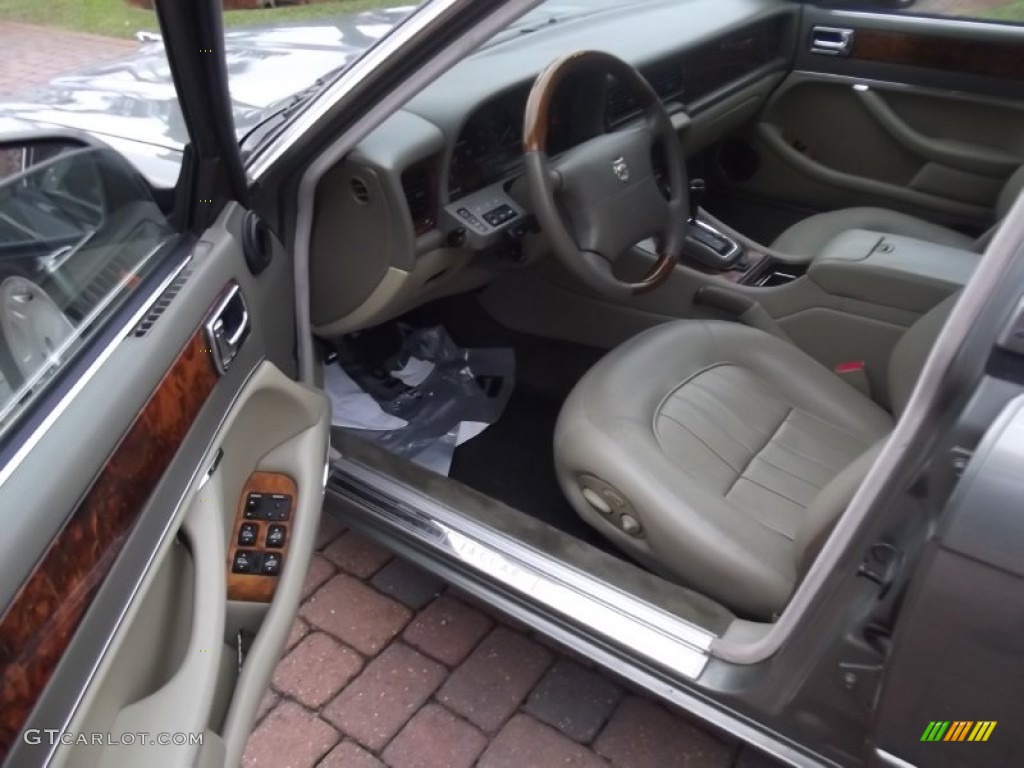 Oatmeal Interior 1997 Jaguar XJ XJ6 Photo #73464347
