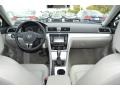 Platinum Gray Metallic - Passat 2.5L SE Photo No. 5