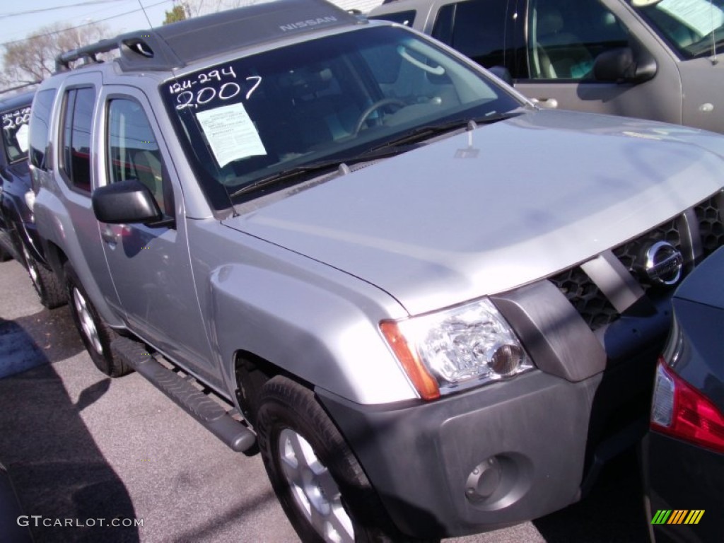 2006 Xterra SE 4x4 - Silver Lightning Metallic / Steel/Graphite photo #1