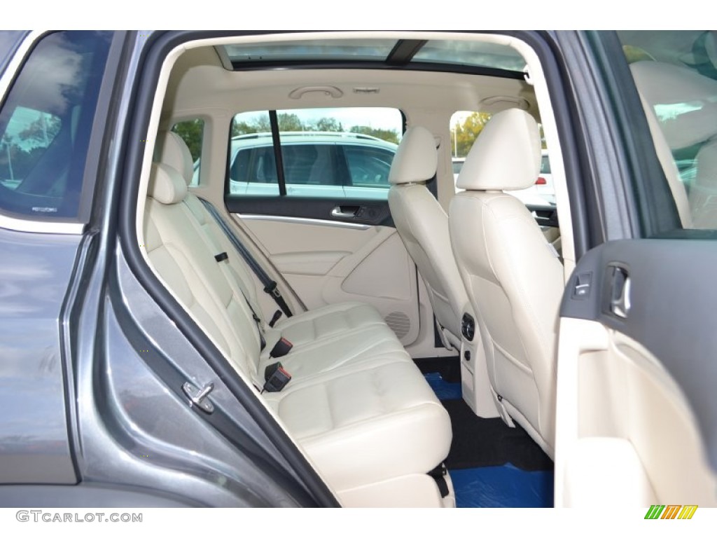Beige Interior 2013 Volkswagen Tiguan SEL Photo #73473776