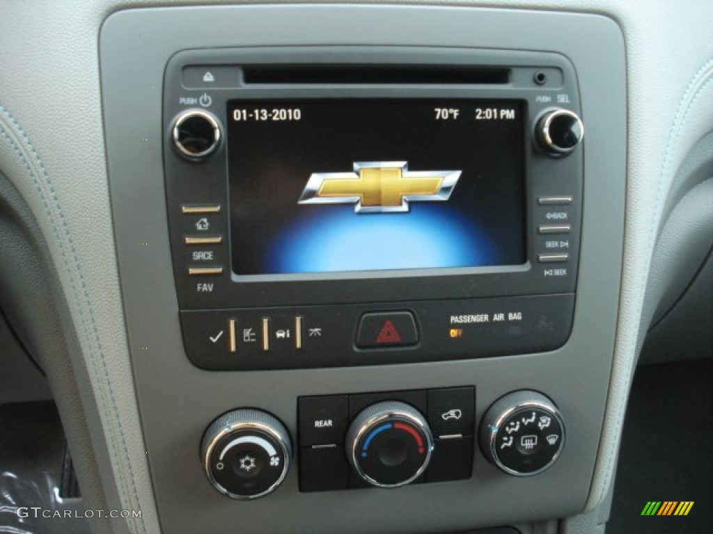 2013 Chevrolet Traverse LS Controls Photo #73474559