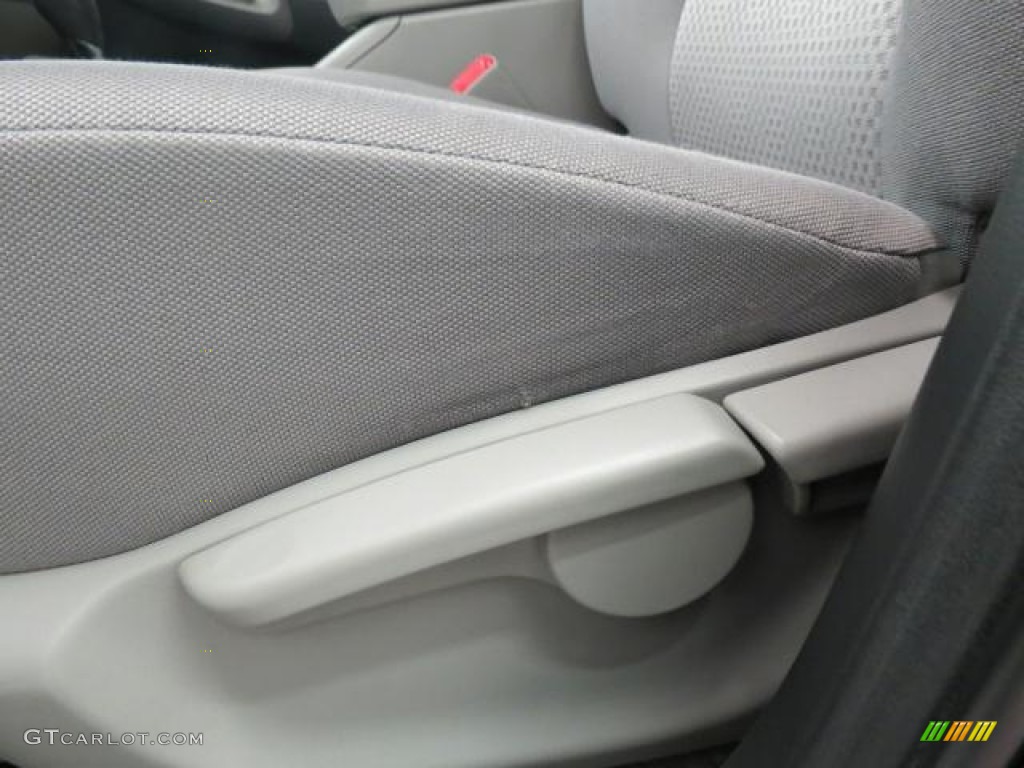 2007 RAV4 4WD - Black / Ash Gray photo #9