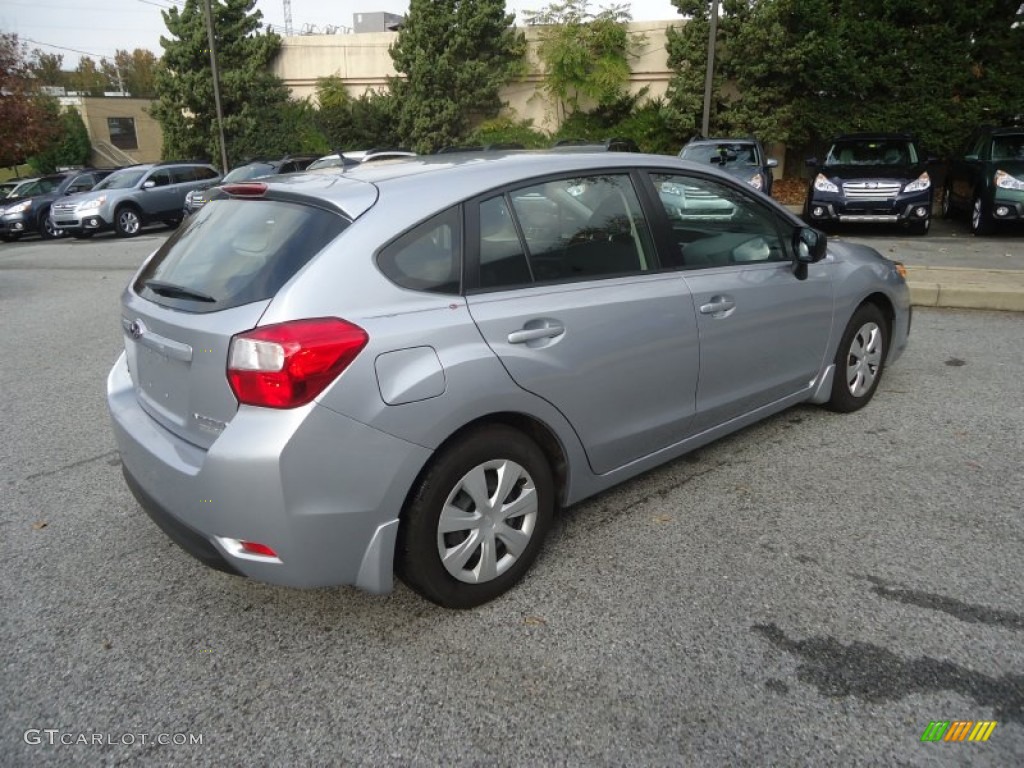 2012 Impreza 2.0i 5 Door - Ice Silver Metallic / Black photo #7