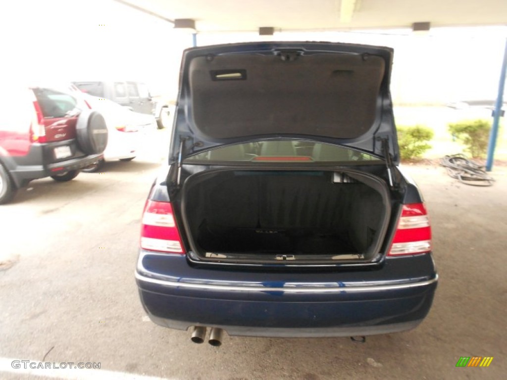 2004 Jetta GLS 1.8T Sedan - Galactic Blue Metallic / Grey photo #8