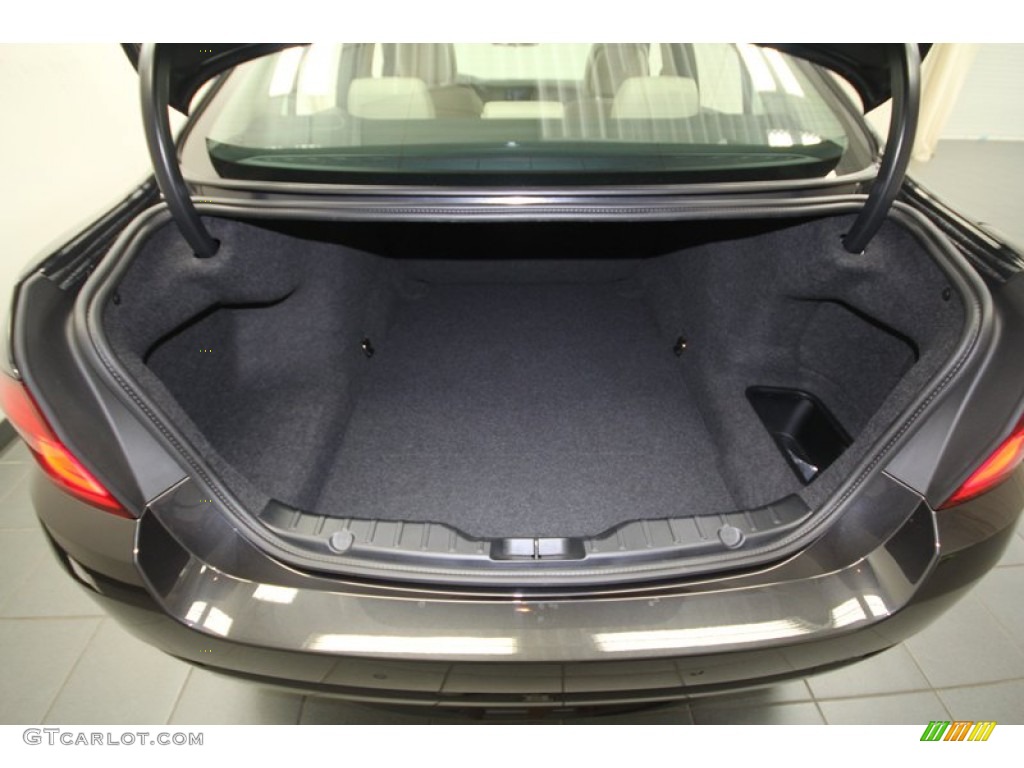 2012 BMW 5 Series 535i Sedan Trunk Photo #73483268